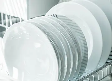 How To Wash Dishes In A Commercial Kitchen