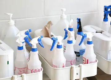 https://www.unileverprofessional.co.za/files/1/articles/professional-bulk-cleaning-products-intro.webp